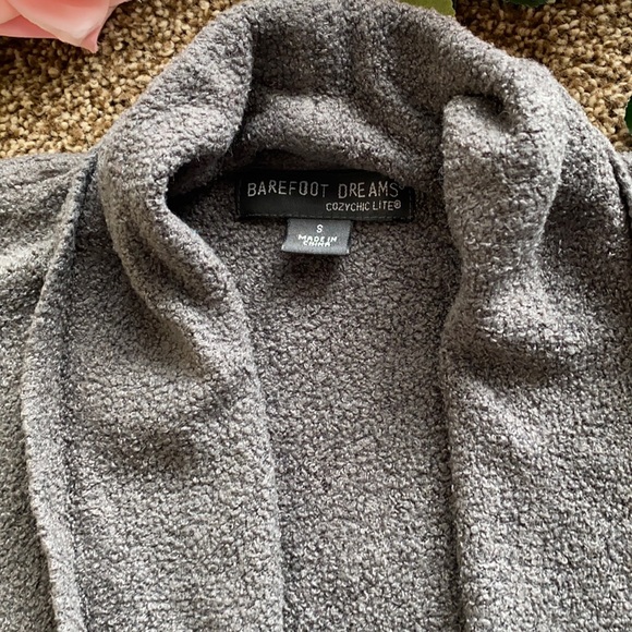 Barefoot Dreams Cardigan - Picture 2 of 5